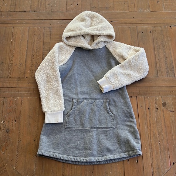 Hanna andersson Sherpa hooded sweatshirt dress - Picture 1 of 6